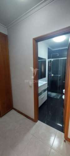 Apartamento t1+1 em vilar de andorinho