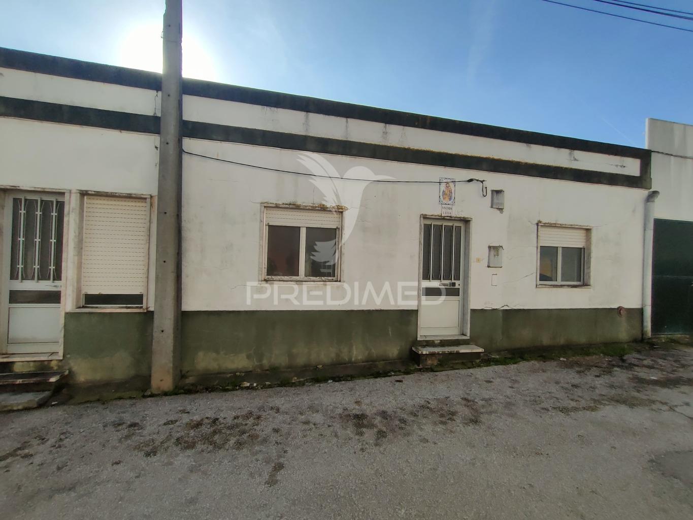 Moradia t2 - vila moreira, alcanena