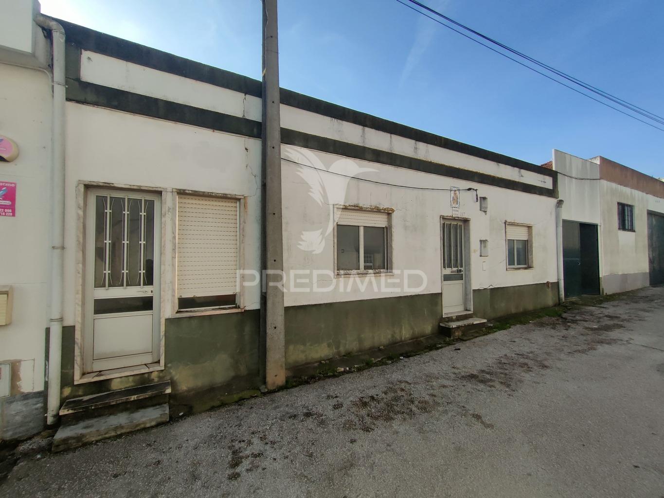Moradia t2 - vila moreira, alcanena