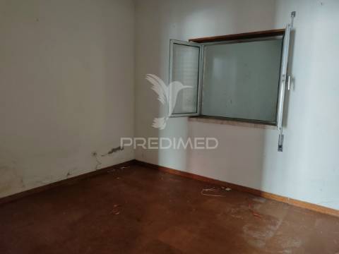 Moradia t2 - vila moreira, alcanena