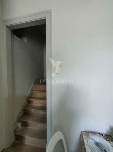 Moradia t4 - vila moreira, alcanena