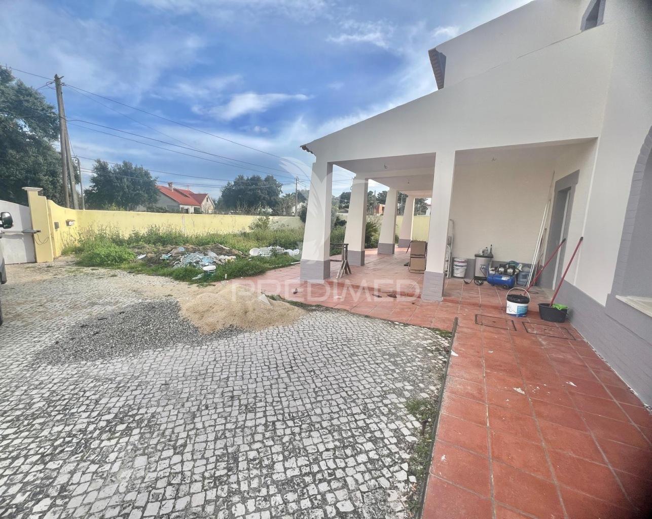 Moradia isolada t6 com piscina | lagoinha - palmela