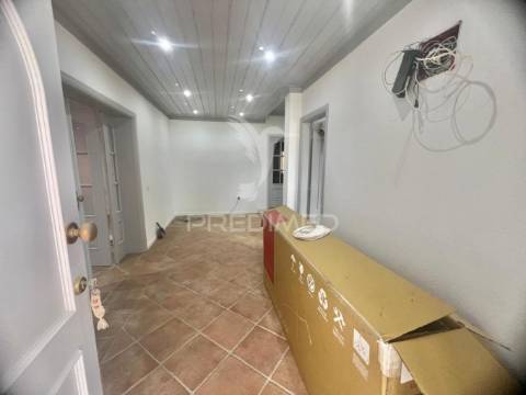 Moradia isolada t6 com piscina | lagoinha - palmela