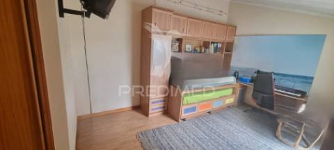 T4 duplex excelente localização canelas