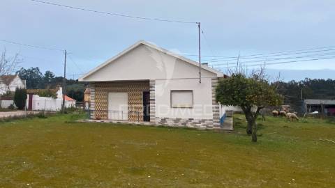 Moradia t4 em boiças