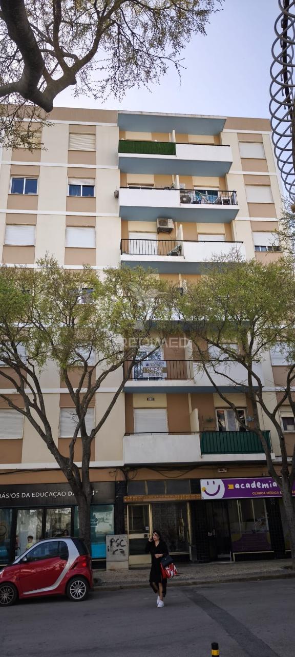 Apartamento no centro histórico com garagem