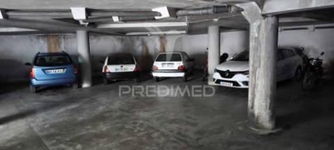 Apartamento no centro histórico com garagem
