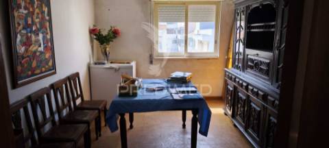 Apartamento no centro histórico com garagem
