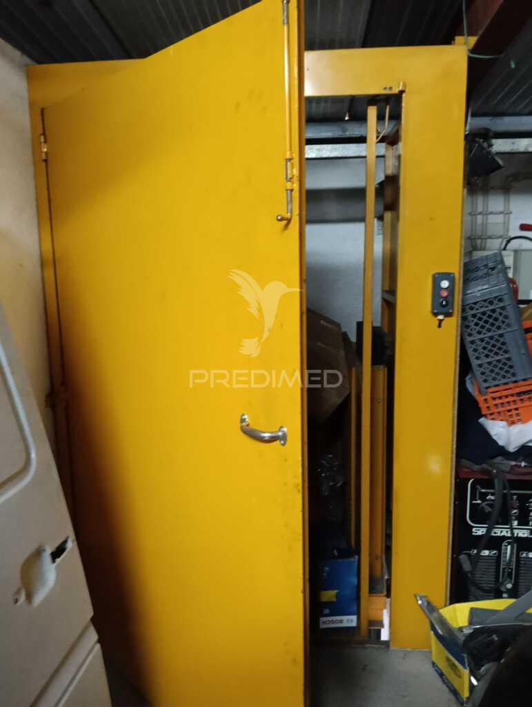 Armazém/oficina auto em moinhos da funcheira (amadora)