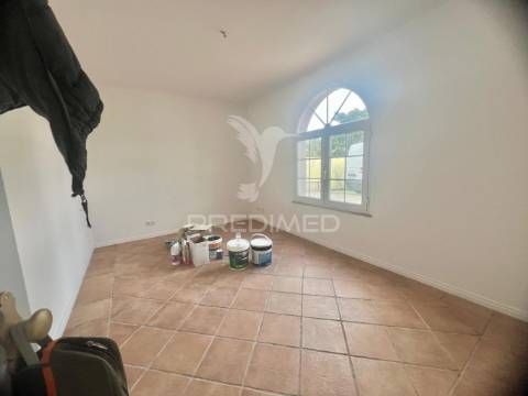 Moradia isolada t6 com piscina | lagoinha - palmela