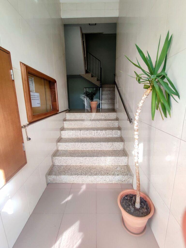 Apartamento t2+1 com garagem box em rio tinto