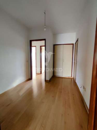 Apartamento t2+1 com garagem box em rio tinto