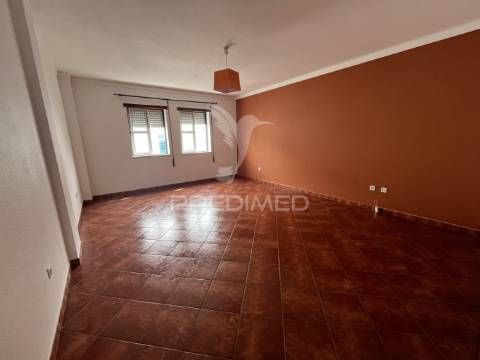 Apartamento t2 – ferreira do alentejo.