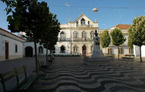 Apartamento t2 – ferreira do alentejo.