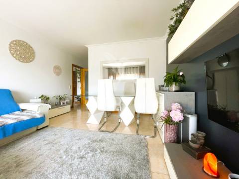 Apartamento t1+1 em nogueira da maia