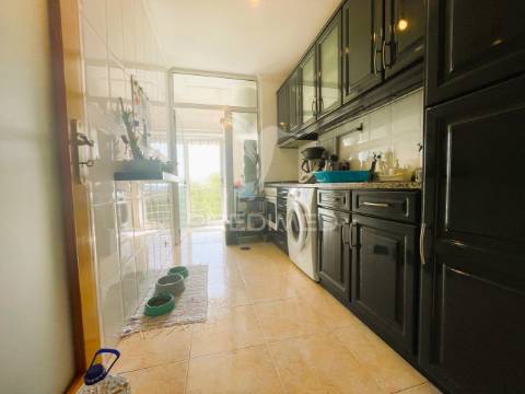 Apartamento t1+1 em nogueira da maia