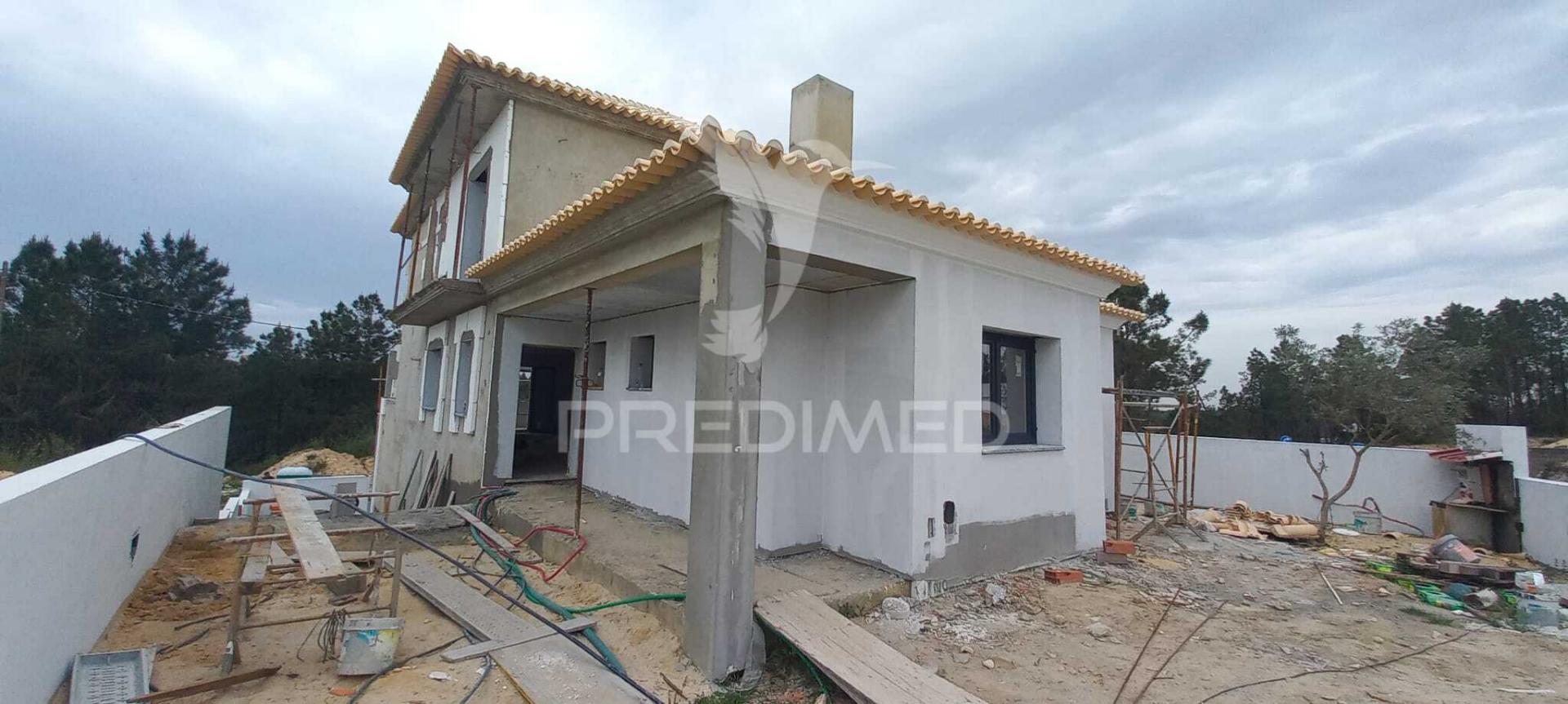 Moradia t4 isolada à venda no pinhal general fernão ferro