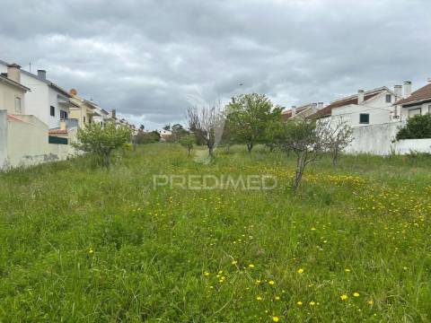 Terreno urbano de 1928m2 nos casais novos (alenquer)