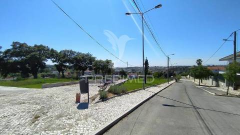 Terreno para moradia isolada