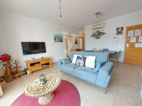Apartamento t2 - 115 m2 - garagem piscina localização prime