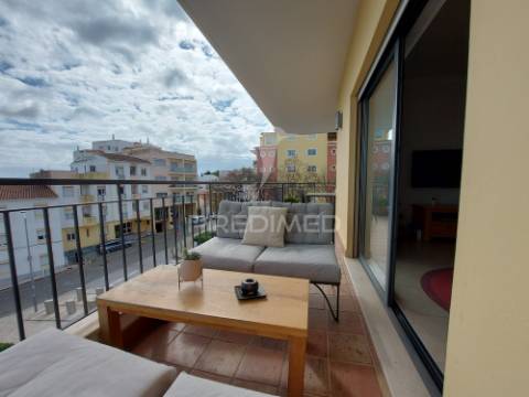 Apartamento t2 - 115 m2 - garagem piscina localização prime