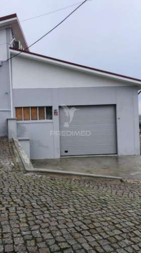Venda de armazém industrial