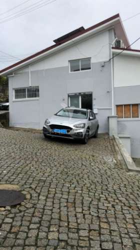 Venda de armazém industrial