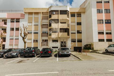 Achado com garagem