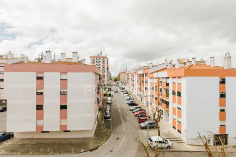 Achado com garagem