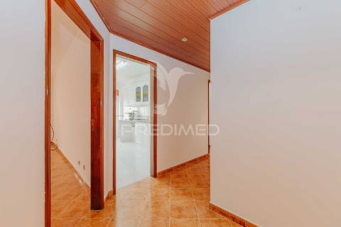 Achado com garagem