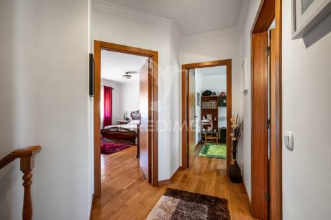Moradia t4 em são martinho do porto