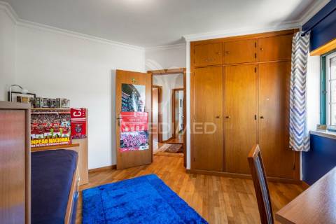 Moradia t4 em são martinho do porto