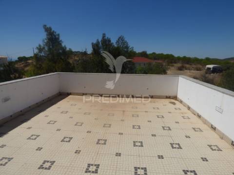 Moradia isolada no campo t3 - tavira