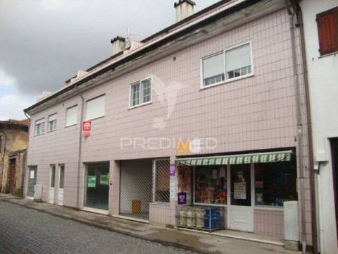 Loja para venda em vila cova da lixa e borba de godim, felgueiras - porto