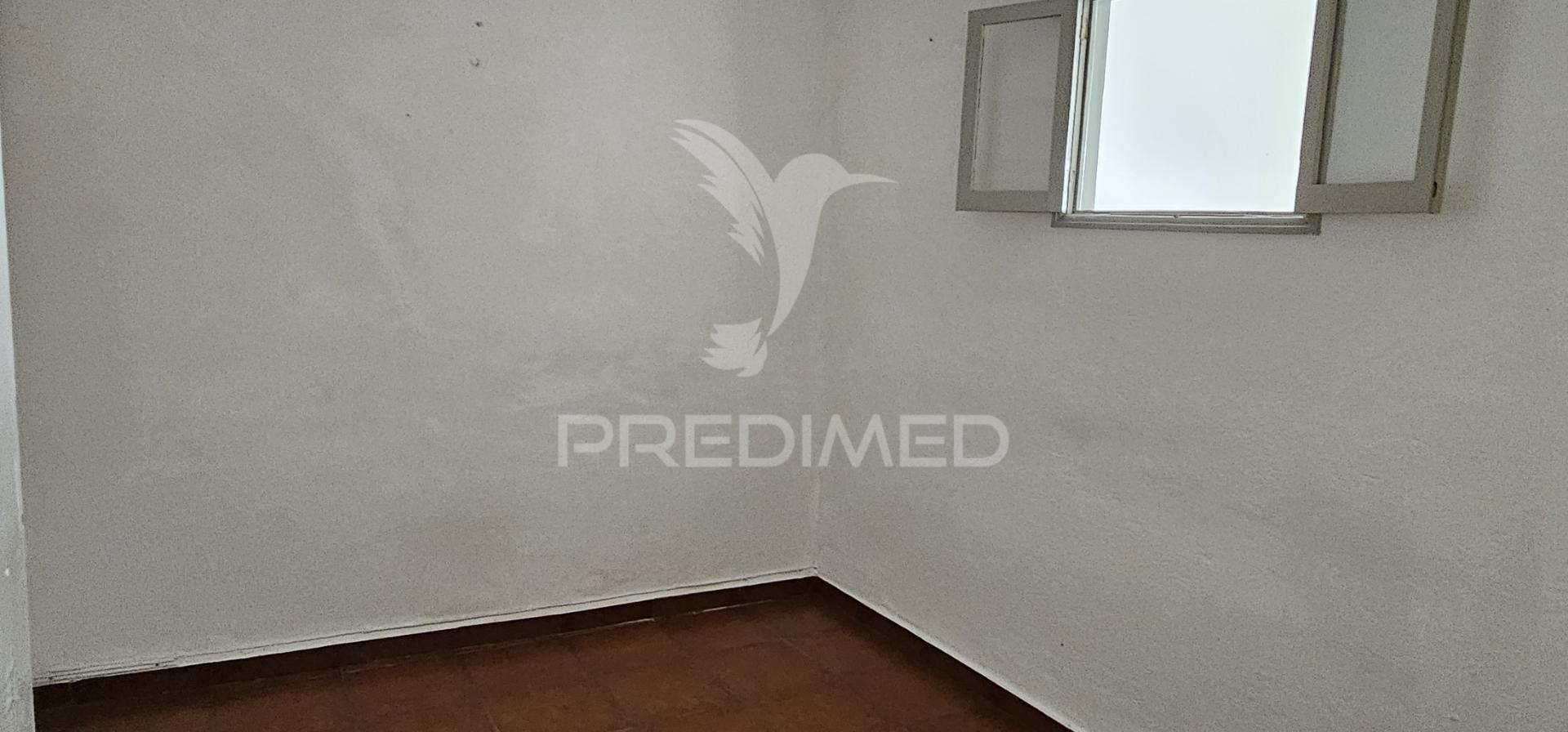 Prédio para venda na zona histórica de portalegre