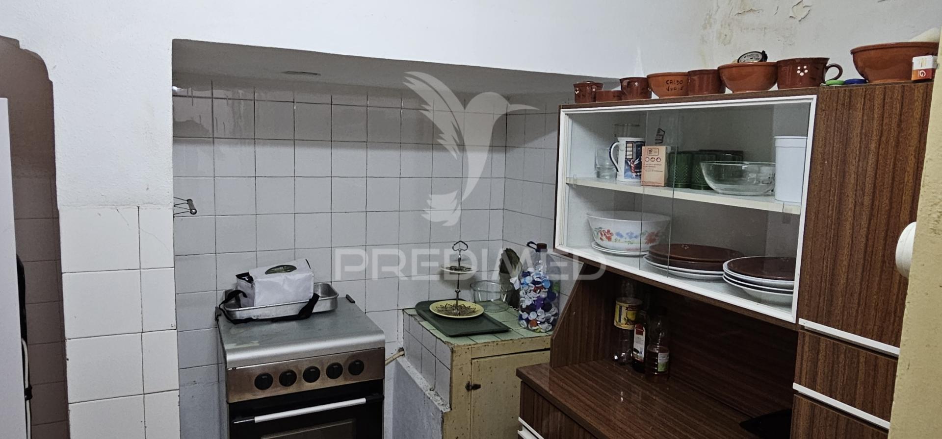 Prédio para venda na zona histórica de portalegre