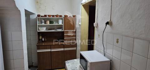 Prédio para venda na zona histórica de portalegre