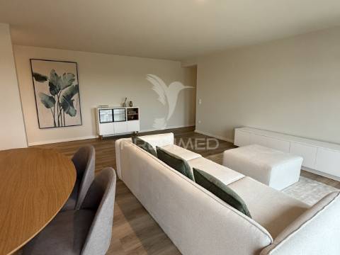 Vende-se t3 novo vilar de andorinho