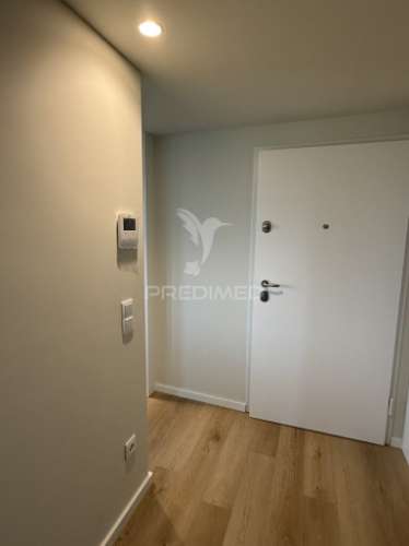 Vende-se t3 novo vilar de andorinho
