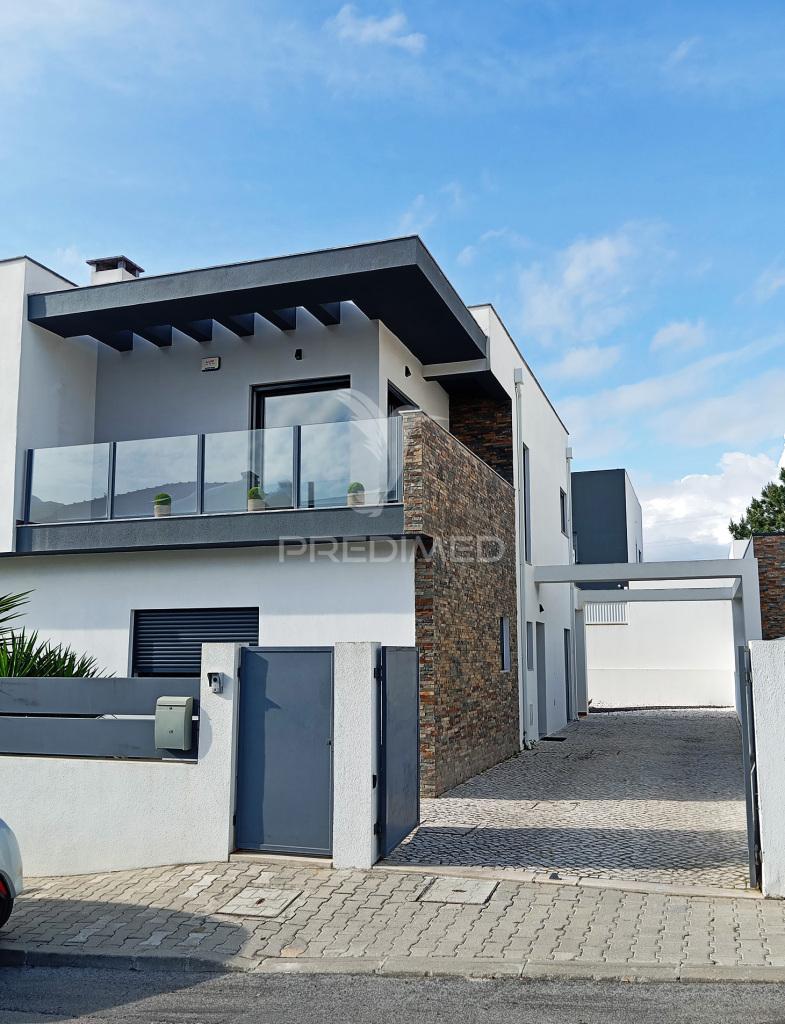 Fantástica moradia t4 com piscina, marisol