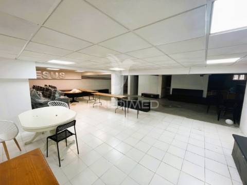 Espaço multiusos - venda  em algueirão - mem martins