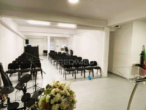 Espaço multiusos - venda  em algueirão - mem martins
