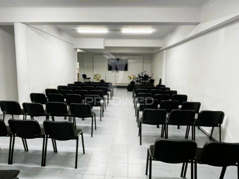Espaço multiusos - venda  em algueirão - mem martins