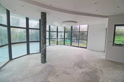 Moradia isolada t3 em condomínio fechado em palmela/ quinta do anjo! c/ piscina privada!