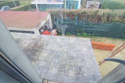 Moradia isolada t3 em condomínio fechado em palmela/ quinta do anjo! c/ piscina privada!
