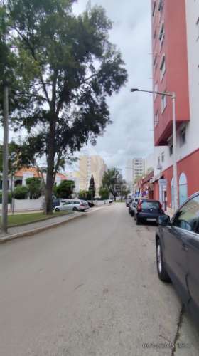 Loja centro comercial miratejo - corroios