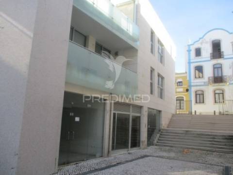 Loja comercial na figueira da foz - 43m²