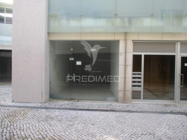 Loja comercial na figueira da foz - 43m²