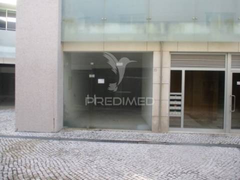 Loja comercial na figueira da foz - 43m²