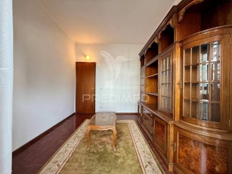 Apartamento t4, em fátima